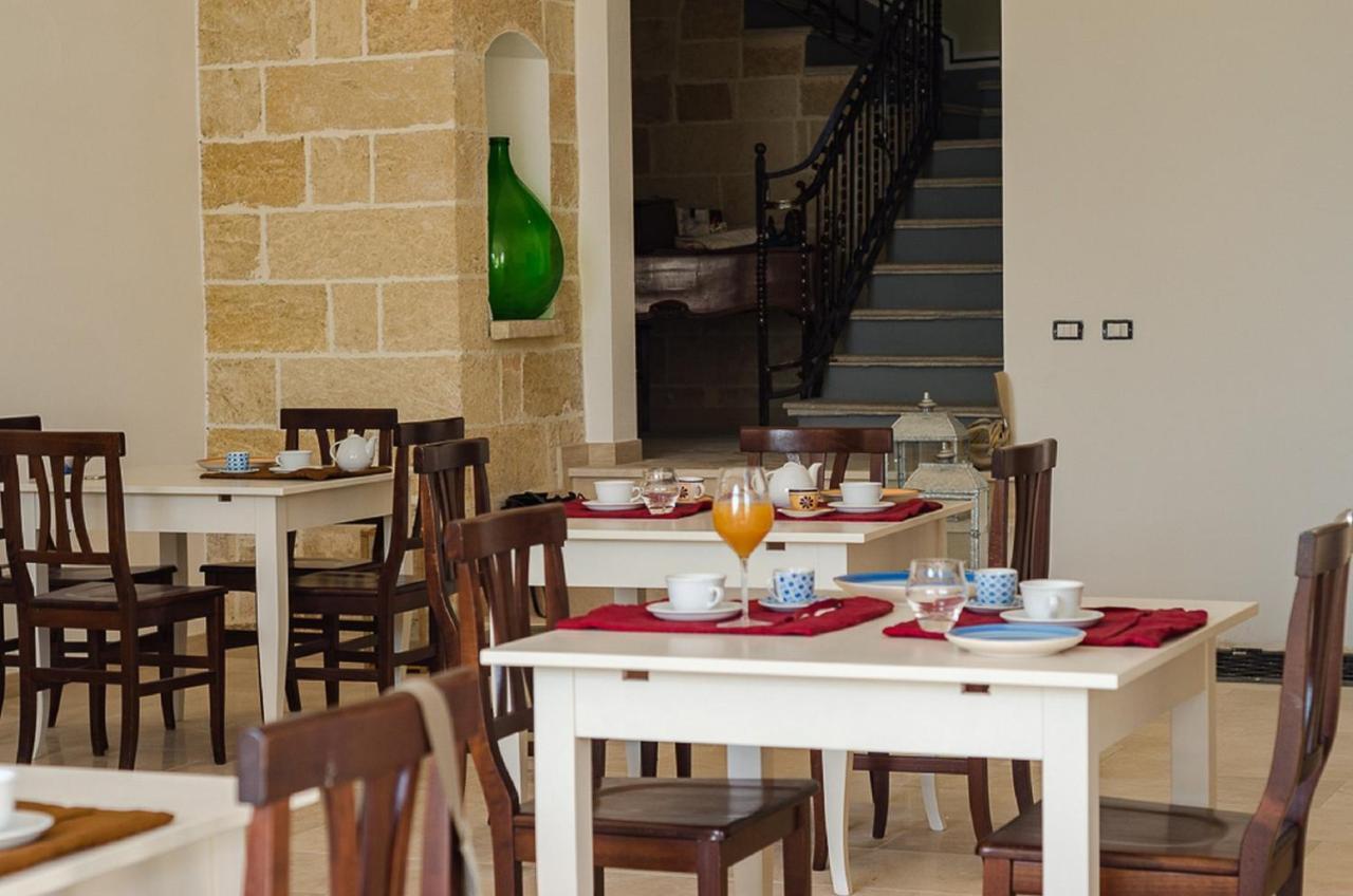 Casale Donna Rosa Bed & Breakfast Sannicola Exterior photo