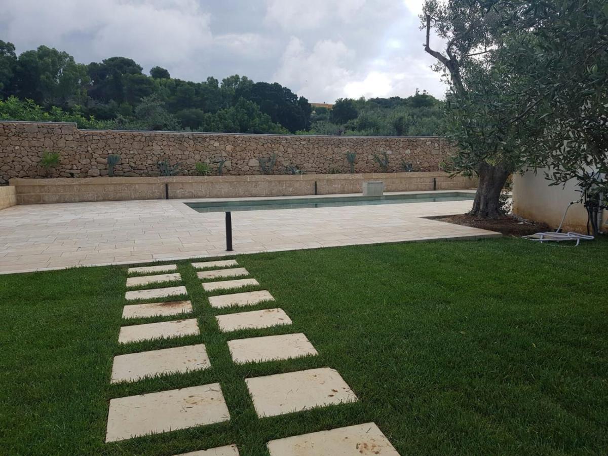 Casale Donna Rosa Bed & Breakfast Sannicola Exterior photo