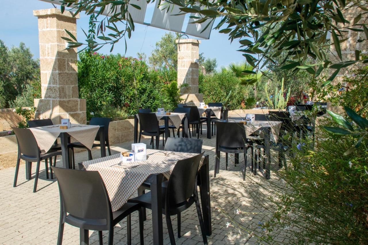 Casale Donna Rosa Bed & Breakfast Sannicola Exterior photo