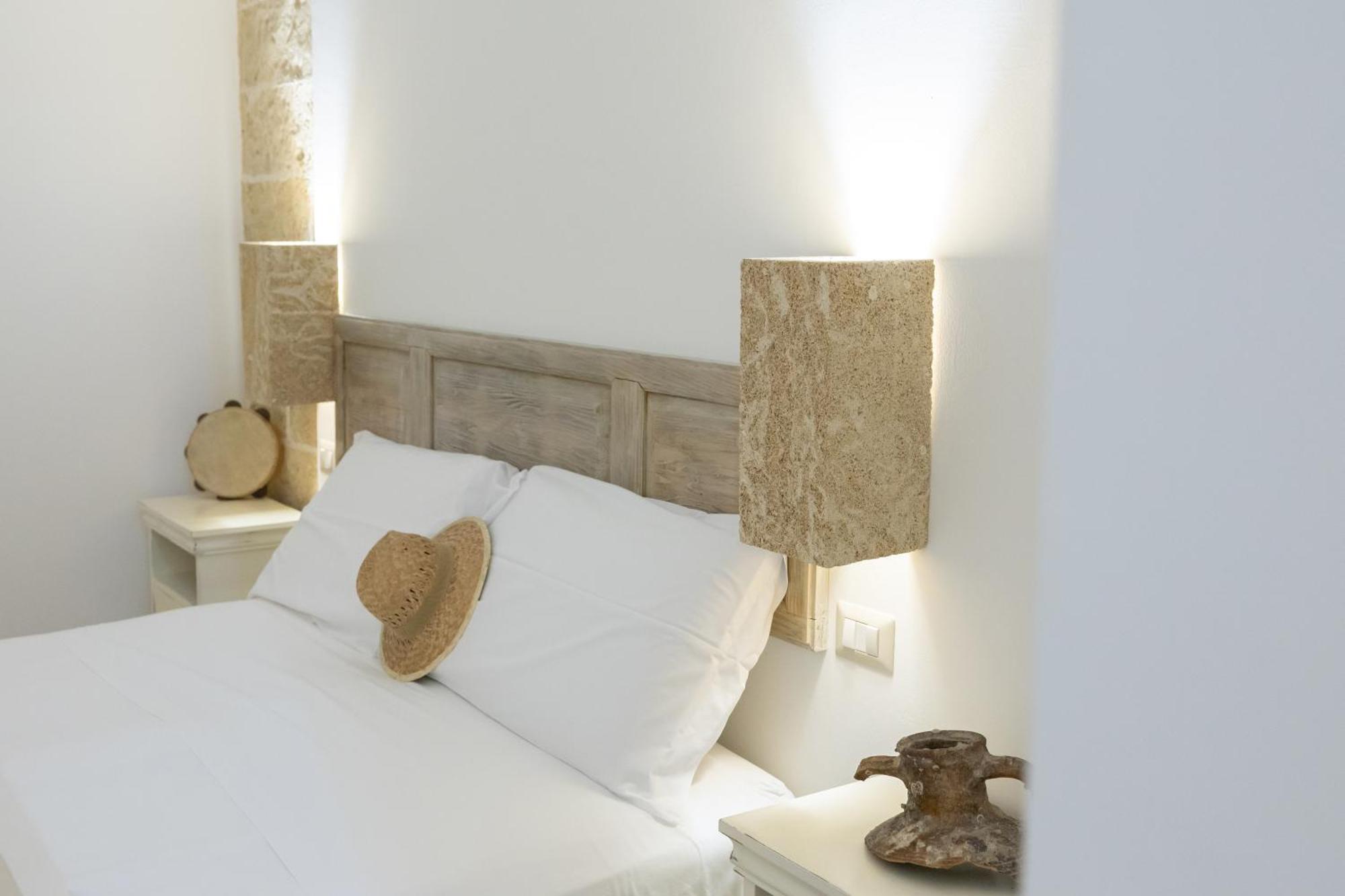 Casale Donna Rosa Bed & Breakfast Sannicola Exterior photo